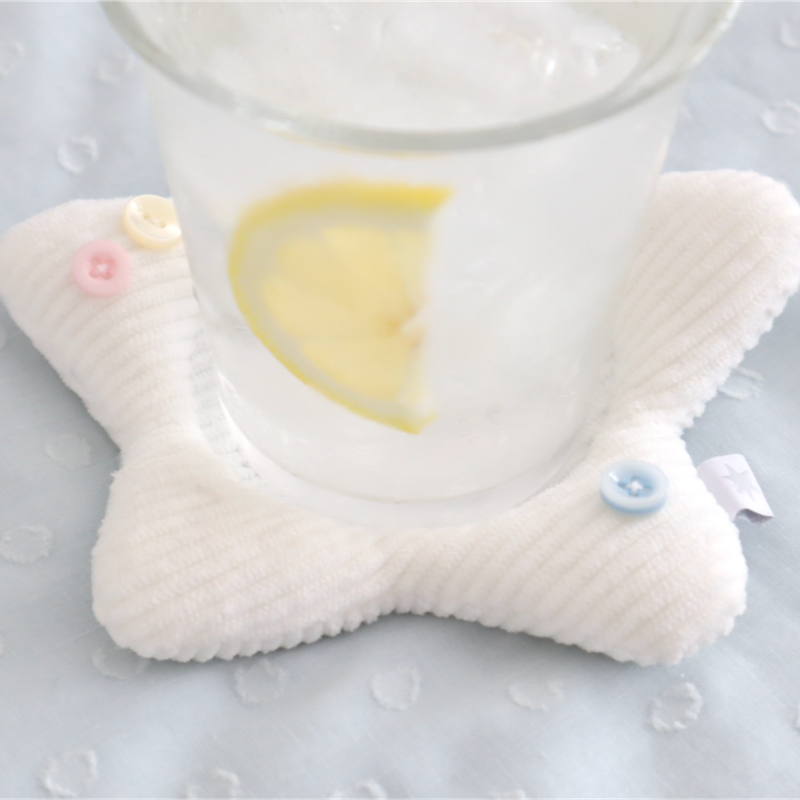 fluffy star plate - button candy