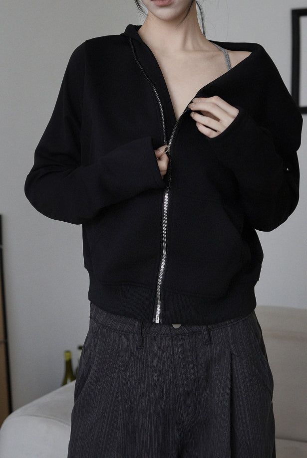 Diagonal Flow Zip-up