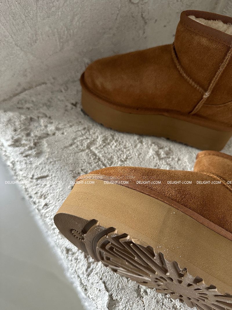 Cowhide Original Platform Ugg Boots