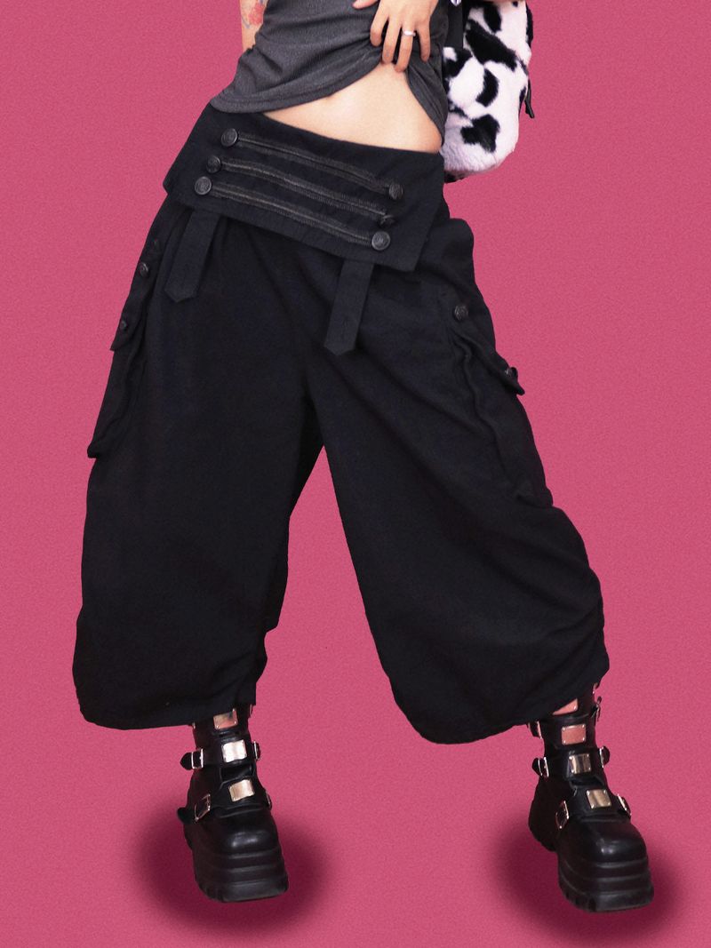 KUO（クーオ）の「napoleon button layered cargo pants（Pants）」
