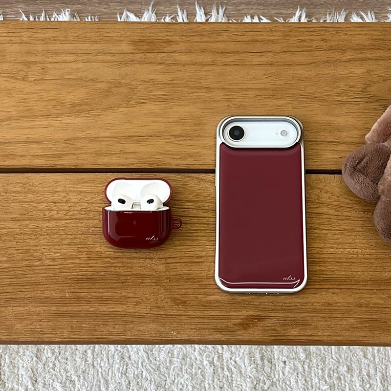 burgundy glossy airpods case