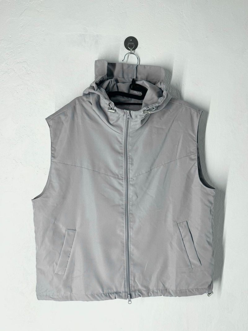 Tech poly hood vest 3C