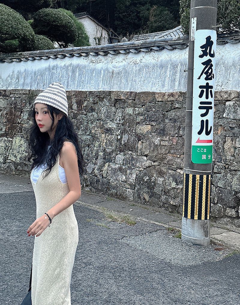 Stripe roll-up beanie