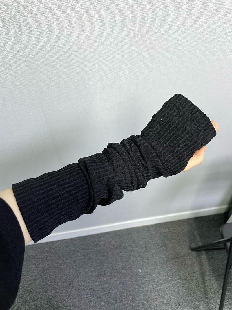 Long Hand-Warmer