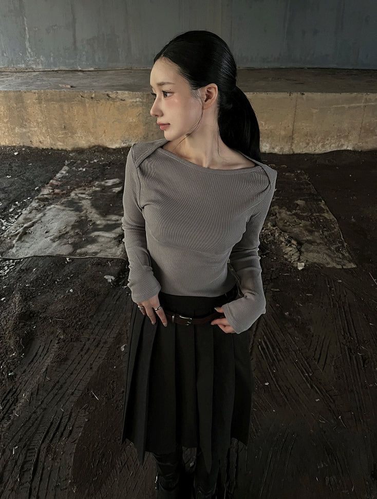 hatsukoshi（ハツコシ）の「Deer Boat Neck Long Sleeve T-Shirt（Tops）」