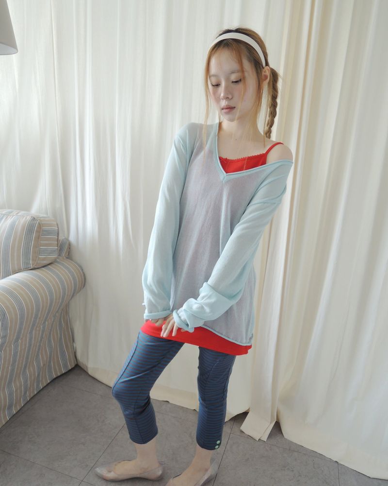 AIRY SUMMER V-NECK KNIT