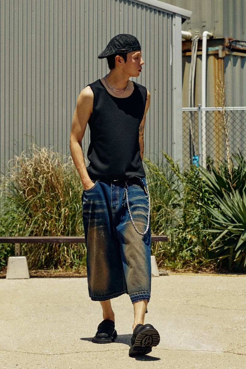 STEEL POINT SLEEVELESS - BLACK