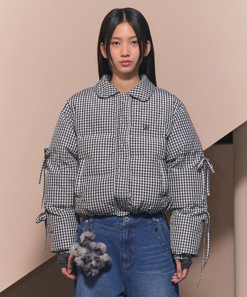 FANCY CLUB（ファンシークラブ）の「RIBBON COLLAR SHORT PUFFER (BLACK CHECK)_F24ZA955（Jackets/Outerwear）」
