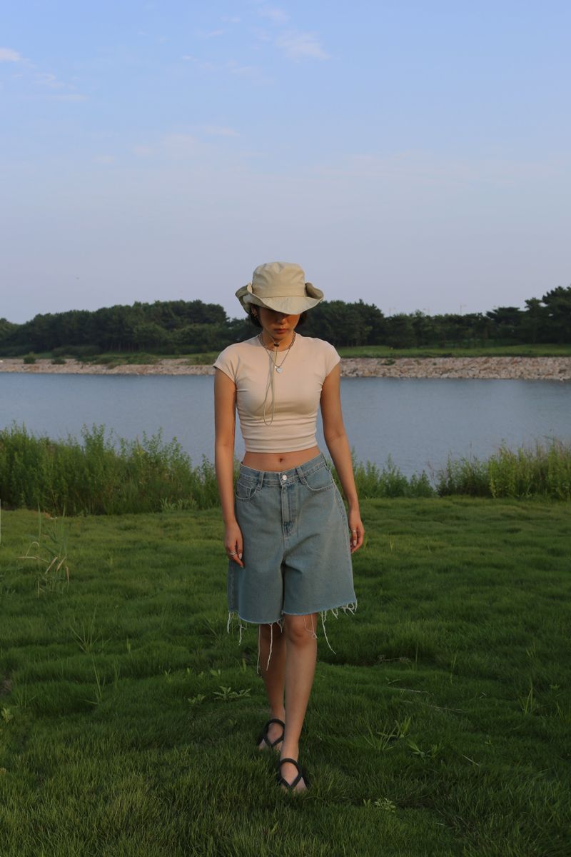 HEI BERMUDA DENIM SHORTS