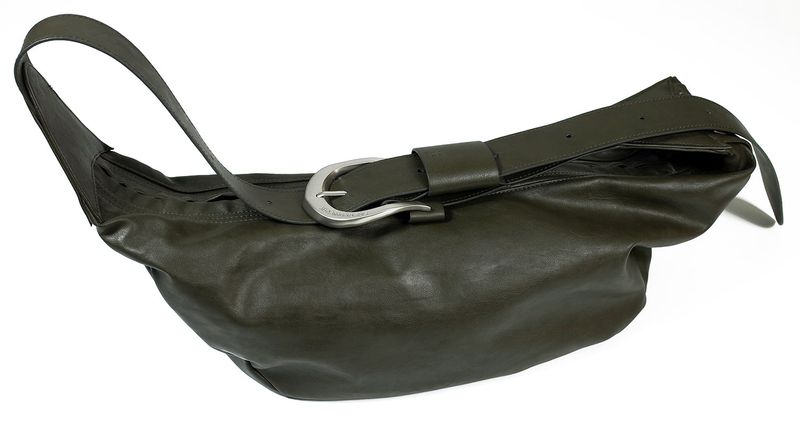 H-Buckle Banana Leather Bag (khaki)