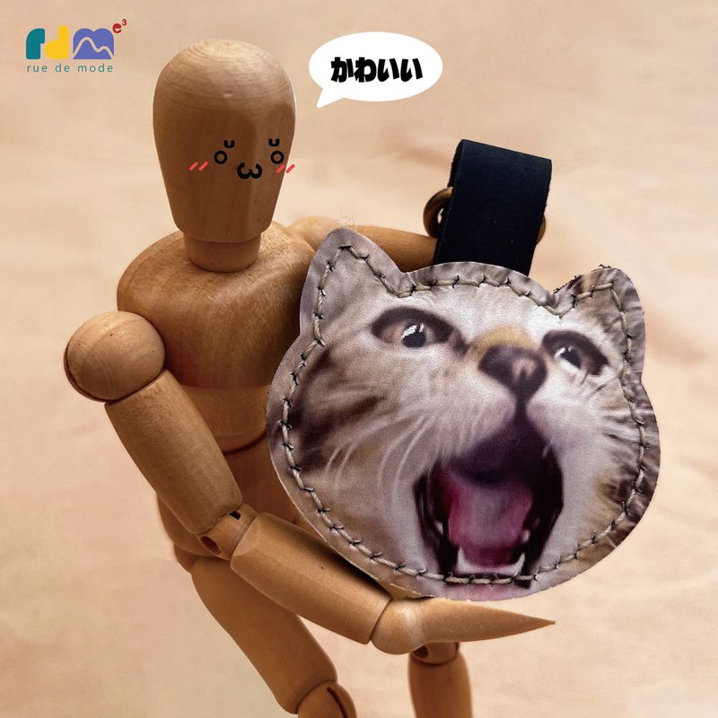 cat pendant