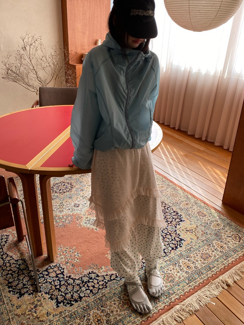 finger light wind breaker