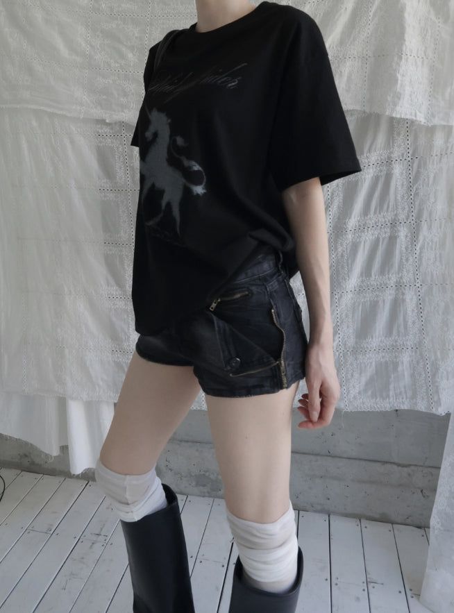 Deconlow studded black denim shorts