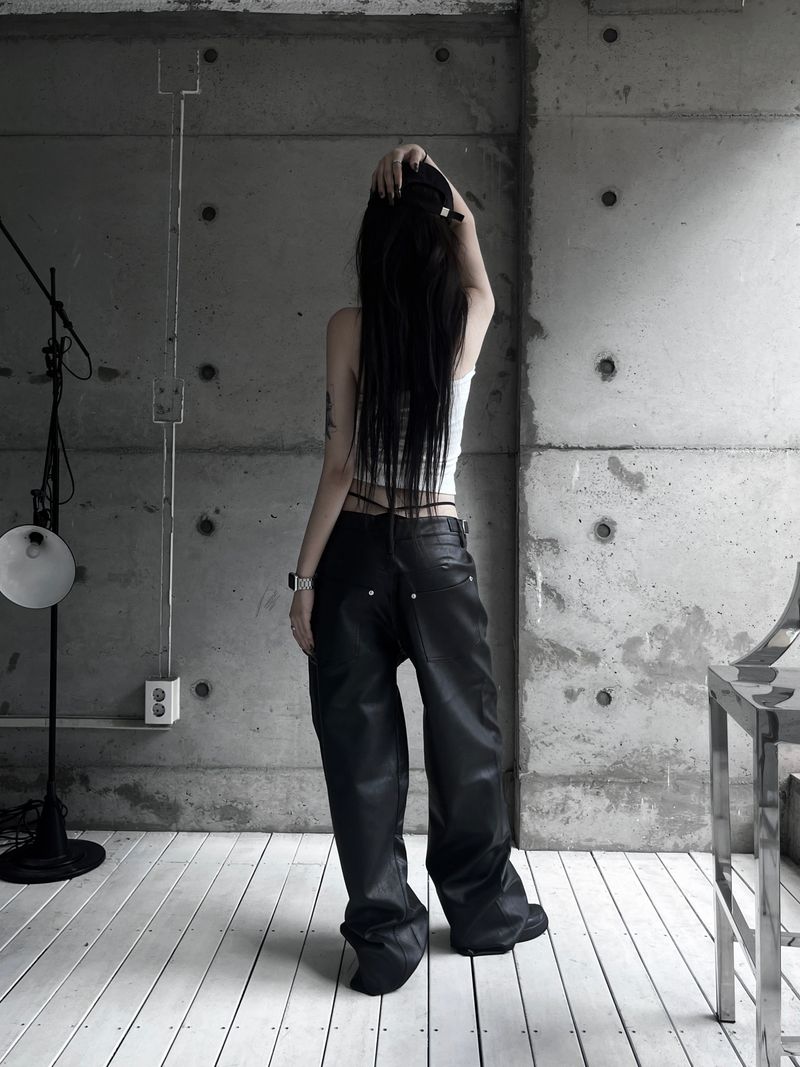 [unisex] side buckle leather wide pants