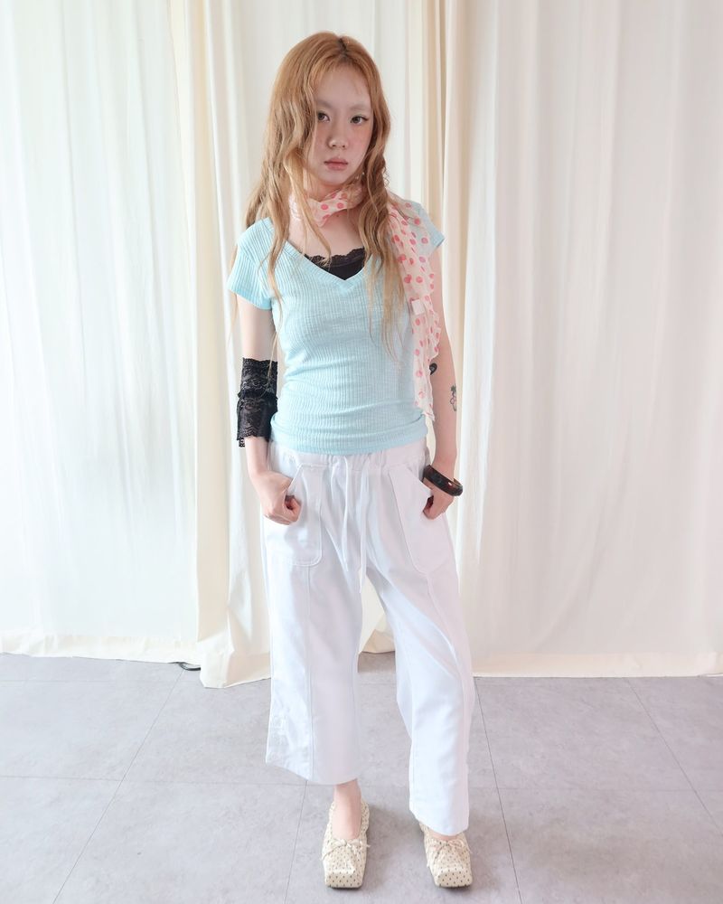 SOFT RIB V-NECK TEE
