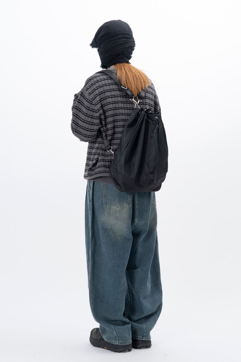 Nylon slingback bag