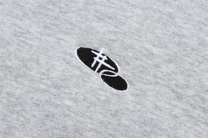 REVERSE LINE POCKET CREWNECK