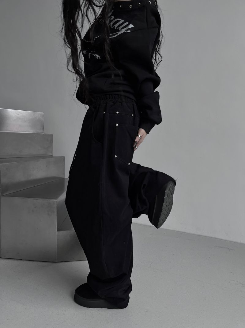 back rivet winter wide pants