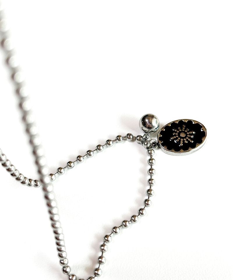 sunrise round necklace