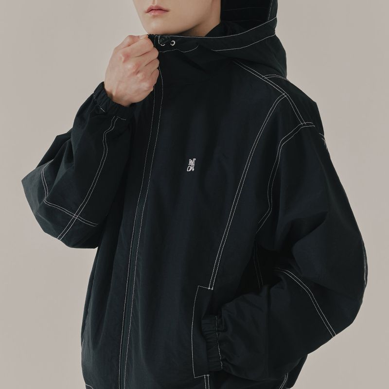 ROMANTIC CROWN（ロマンティッククラウン）の「OUT STITCH WIND JACKET_BLACK（Jackets/Outerwear）」