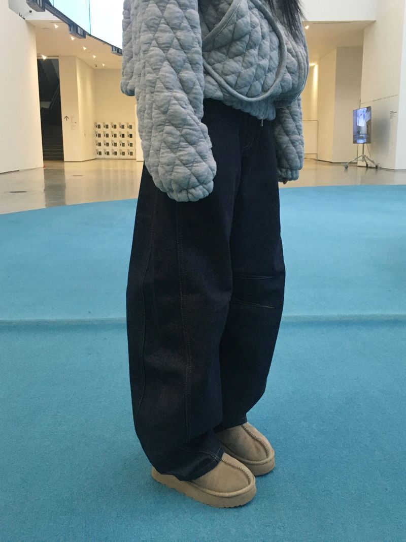 Core Non-Fade Curved Balloon Denim (1c)