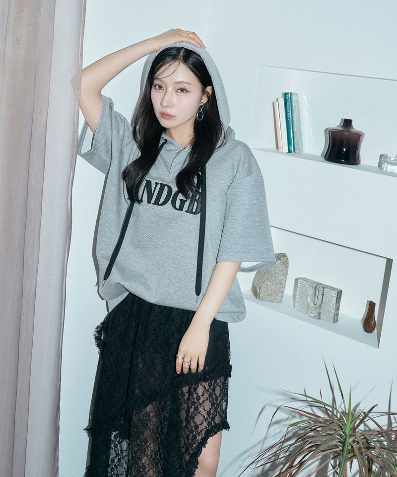 ANDGEEBEE(アンジービー)の「UNISEX ポンチプルパーカー(Tops)」