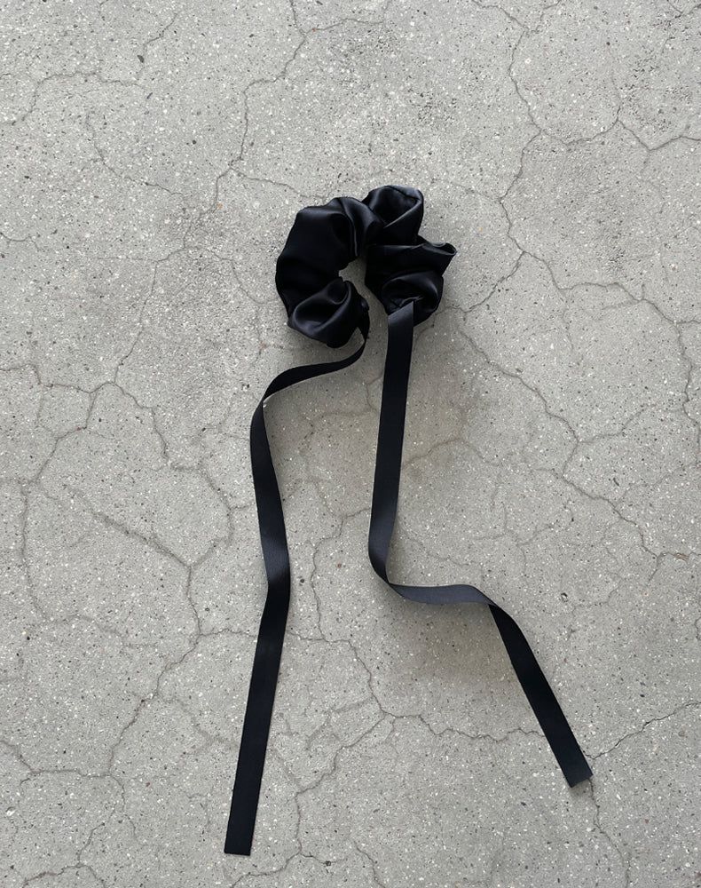 satin strap scrunchie (BLACK)