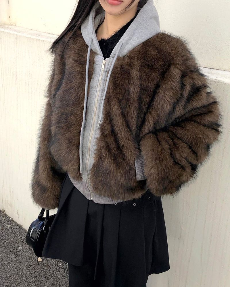 Dihi Two-Tone Faux Fur Quilted Hooded Zip-Up Jumper