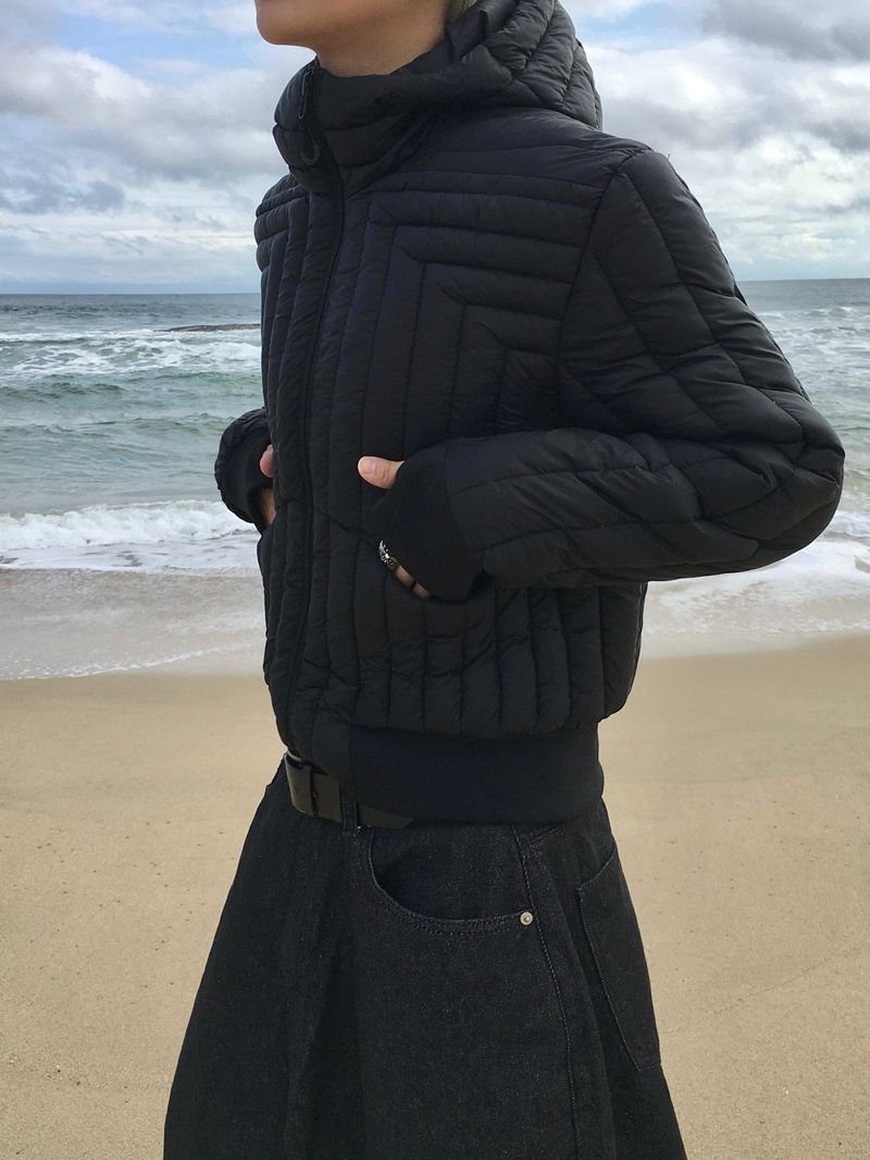 Juno Crop Hooded Cut-Out Lightweight Padding 3C