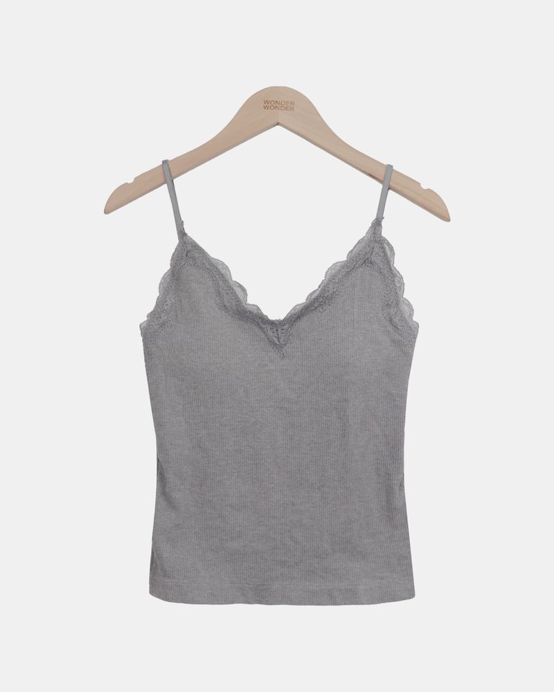 Metil Lace Cap Sleeveless Top