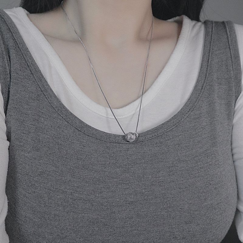 metal heart ball necklace