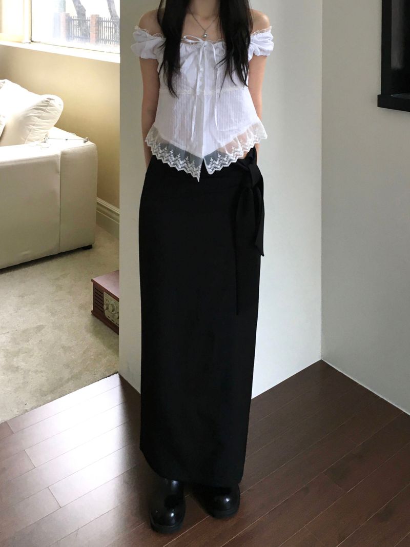 Hera frill blouse (2 colors)