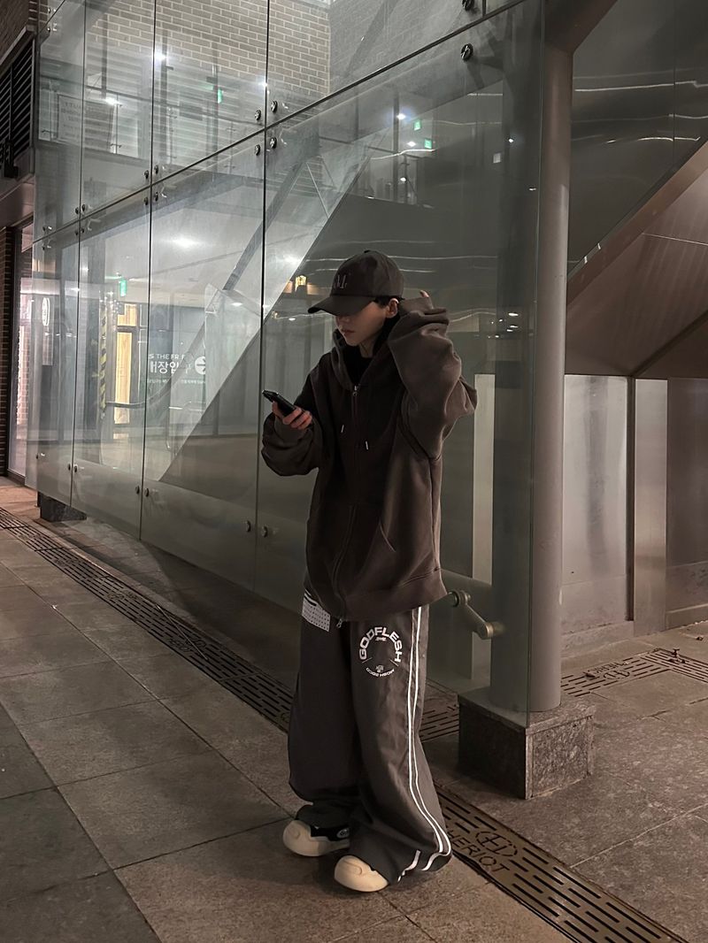 flag track nylon pants