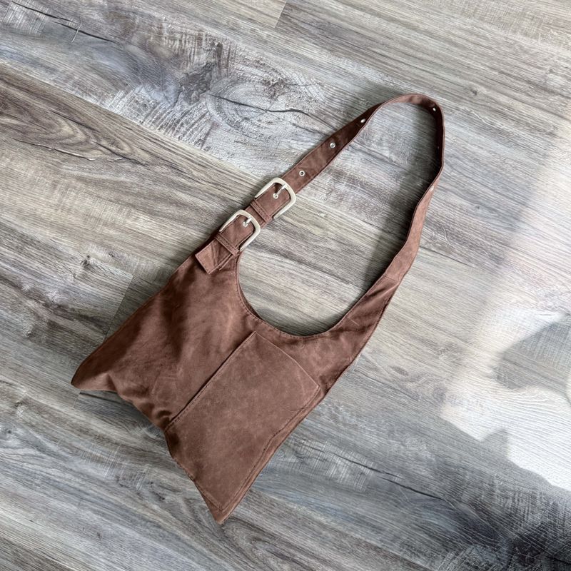 Buckle Hobo
