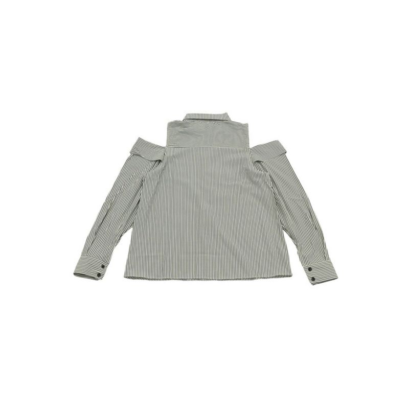 open shoulder shirt