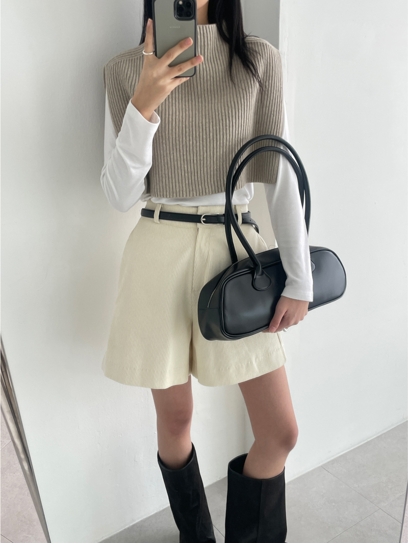 baguette shoulder bag