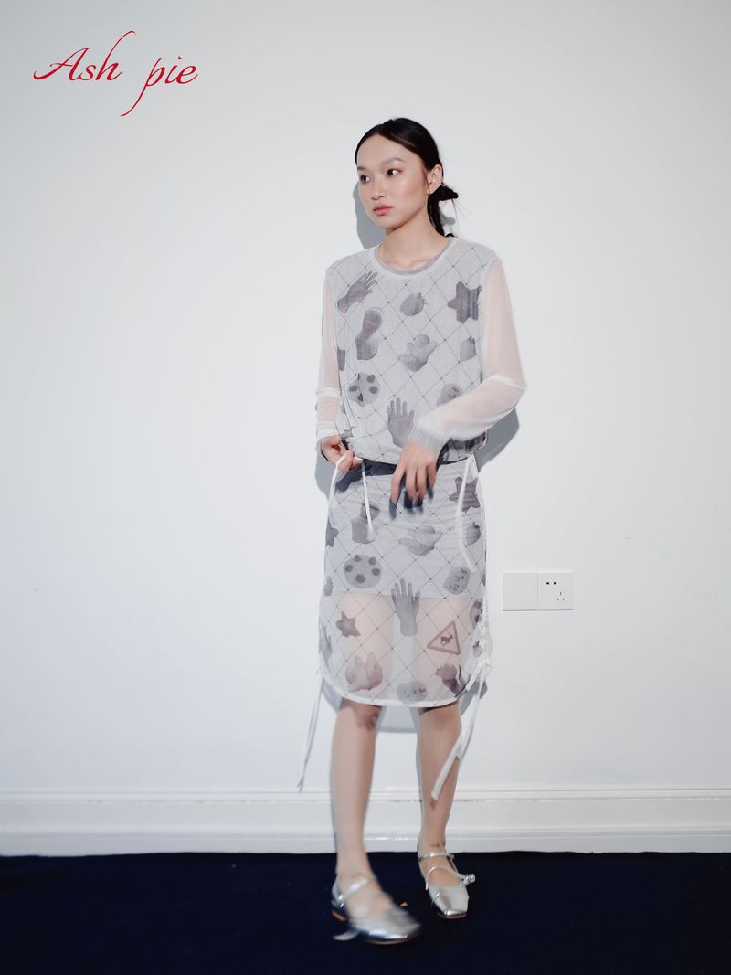 Drawstring skirt