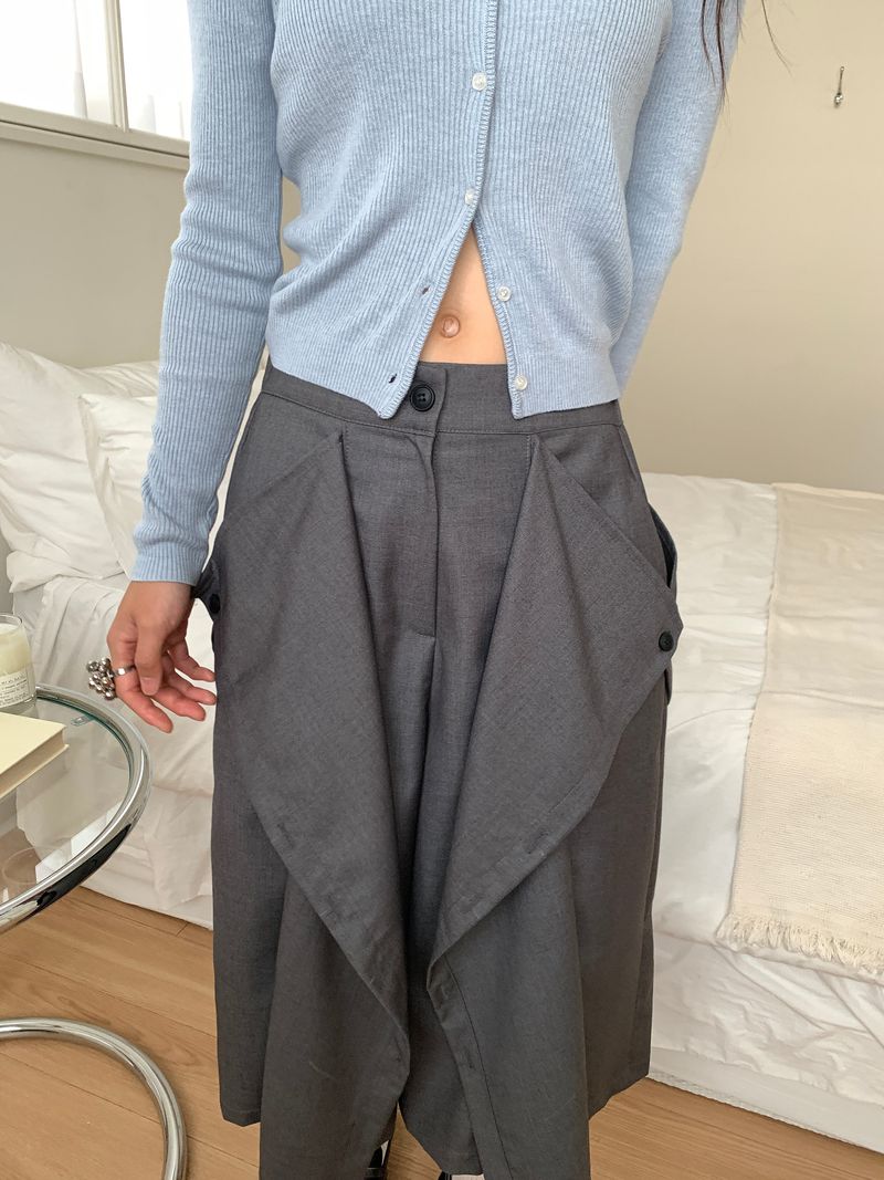 BUTTON TWO-WAY BERMUDA SLACKS (3C)