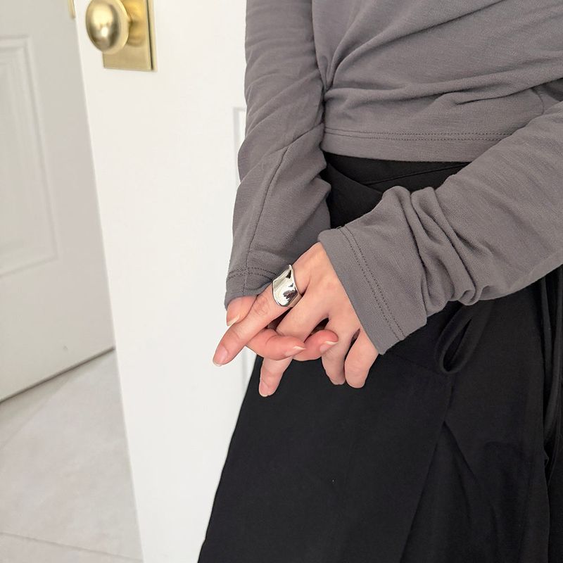 Sway Line Ring