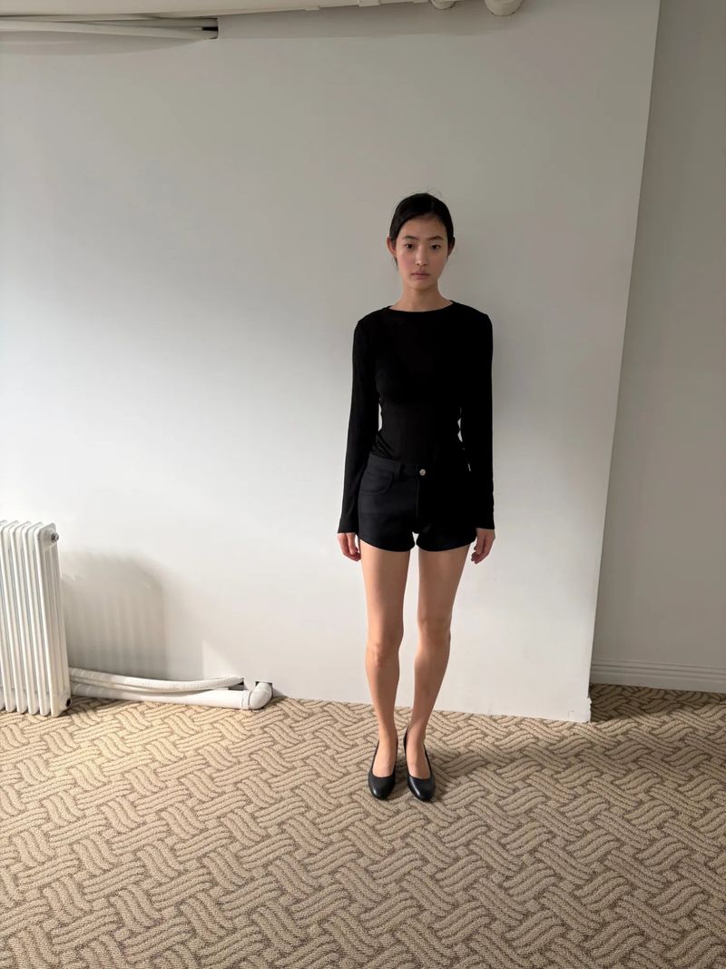 ERR（イアルアル）の「basic round neck top（Tops）」