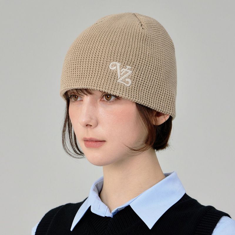 VARZAR（バザール）の「Leaf VZ Logo Waffle Beanie / Beige（Hats）」