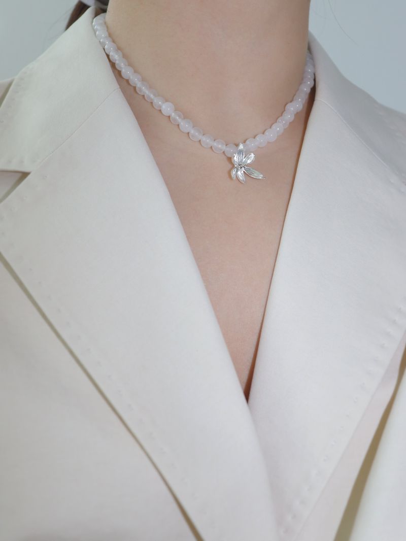 FLOWER BALL NECKLACE