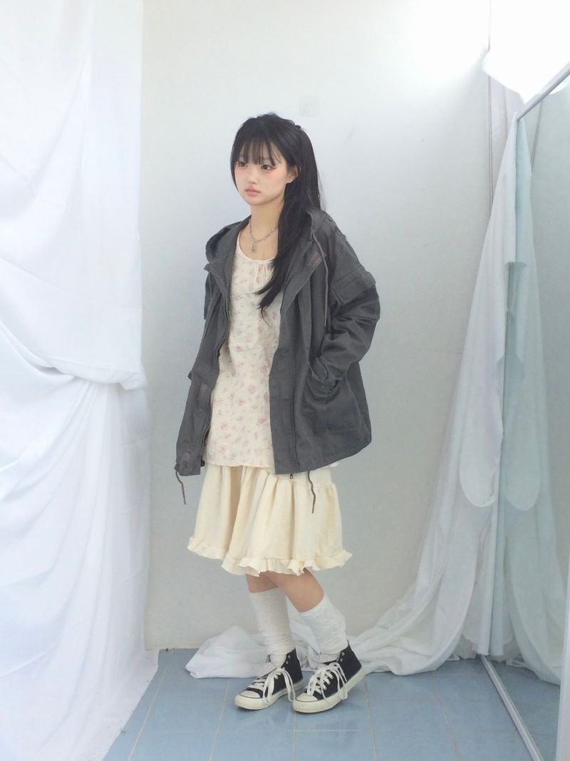 Flare cotton incision skirt