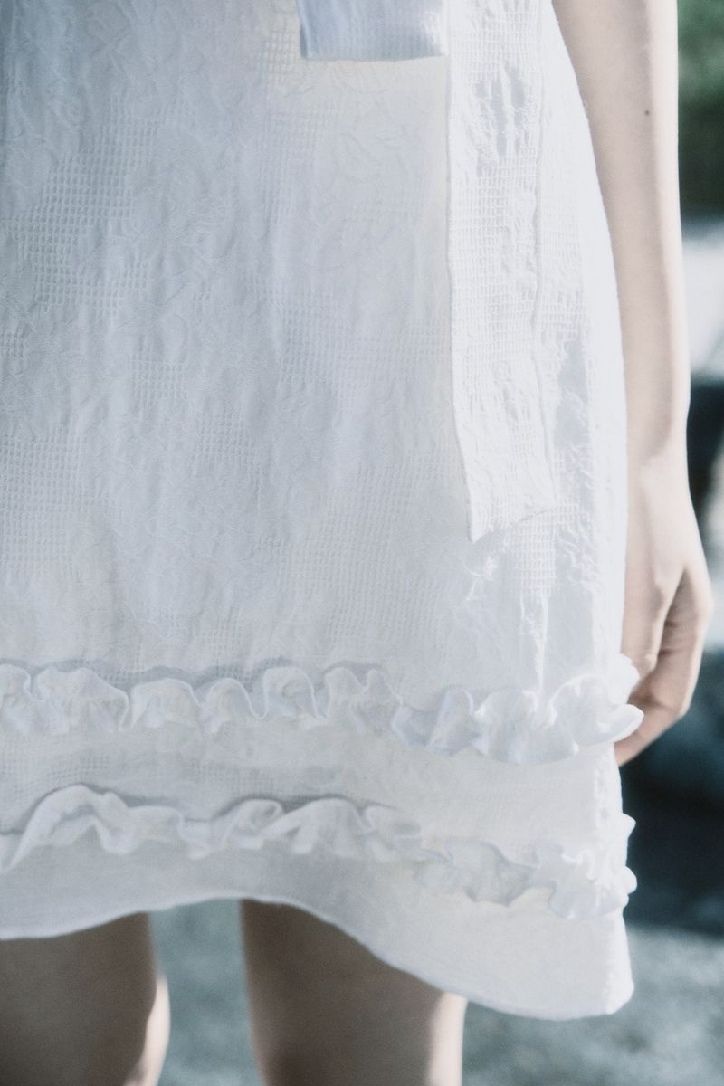 SCARF FRILL SLEEVELESS DRESS 
