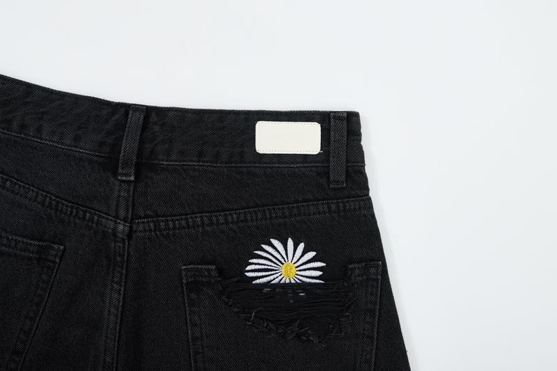  3RD REORDER HIP POCKET EMBROIDERY BLACK DENIM SHORTS LONG VERSION code 25106
