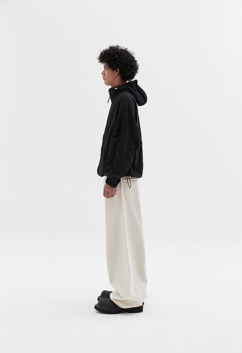 multi dart balloon denim pants cream
