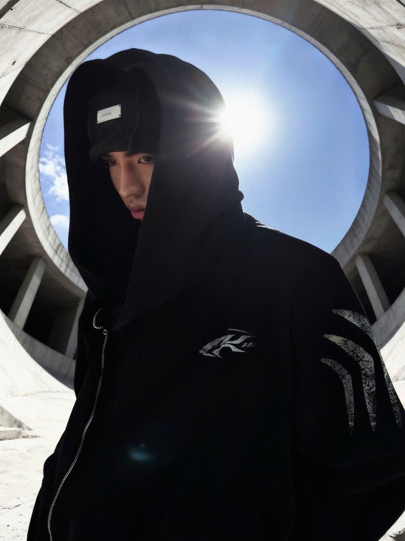 ZIP-UP BLACK HOODIE