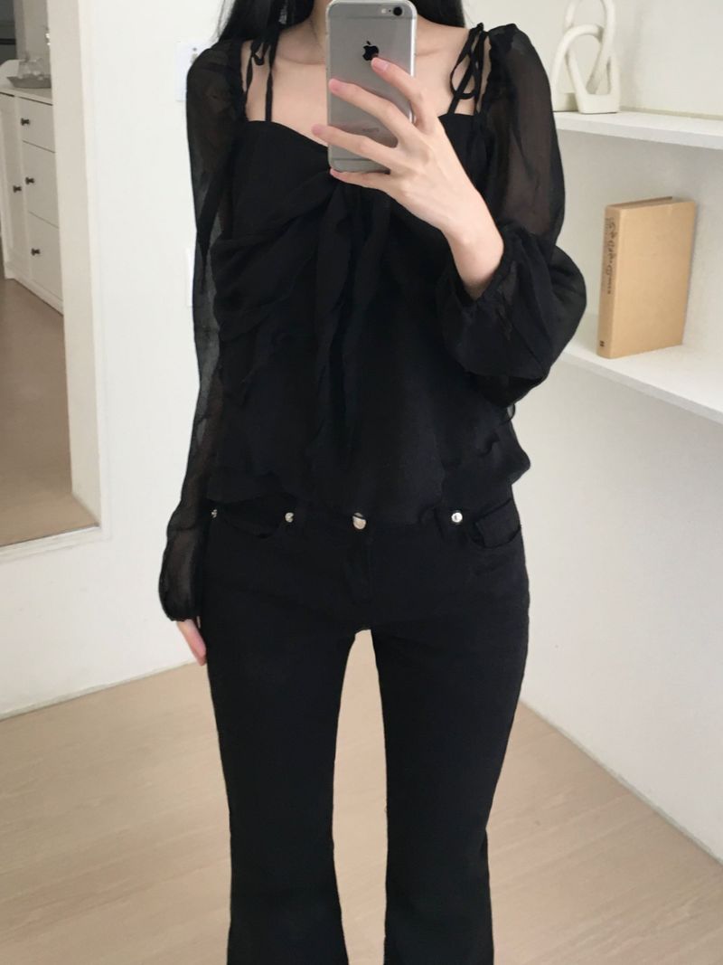 cheek ribbon blouse (2 colors)