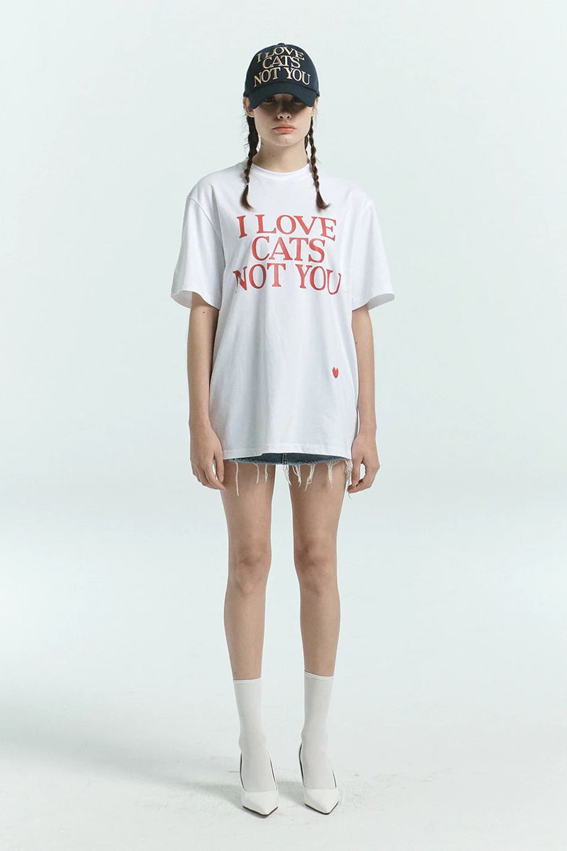 ITZAVIBE（イッザバイブ）の「【即日発送】I LOVE CAT RED LETTERING T-SHIRTS（Tops）」
