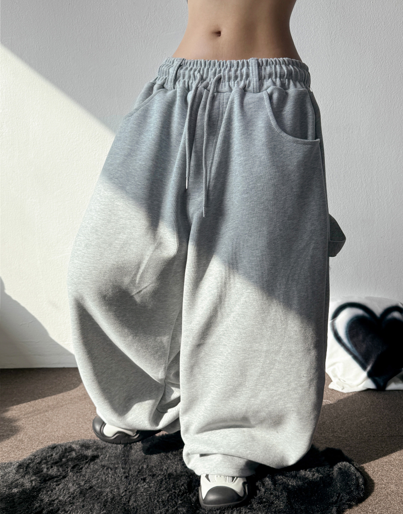 CCORTTI（コルッティ）の「Garden Carpenter Balloon Sweat Long Pants 3 Colors （Pants）」